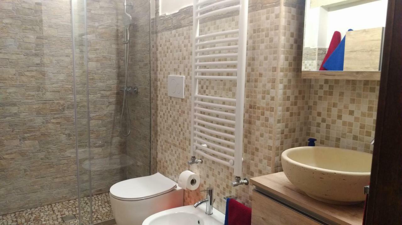 La Terrazza Sul Castello Apartman Palmariggi Kültér fotó