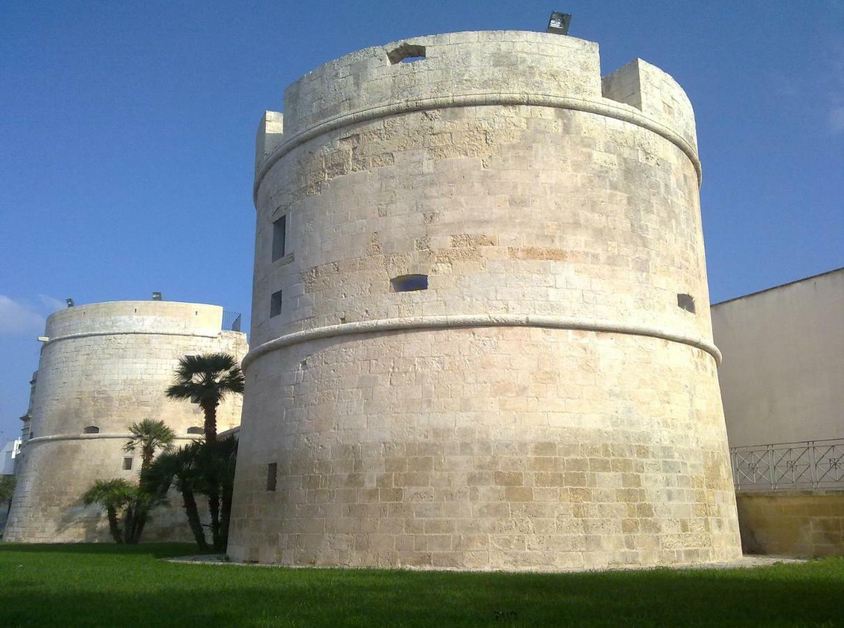 La Terrazza Sul Castello Apartman Palmariggi Kültér fotó